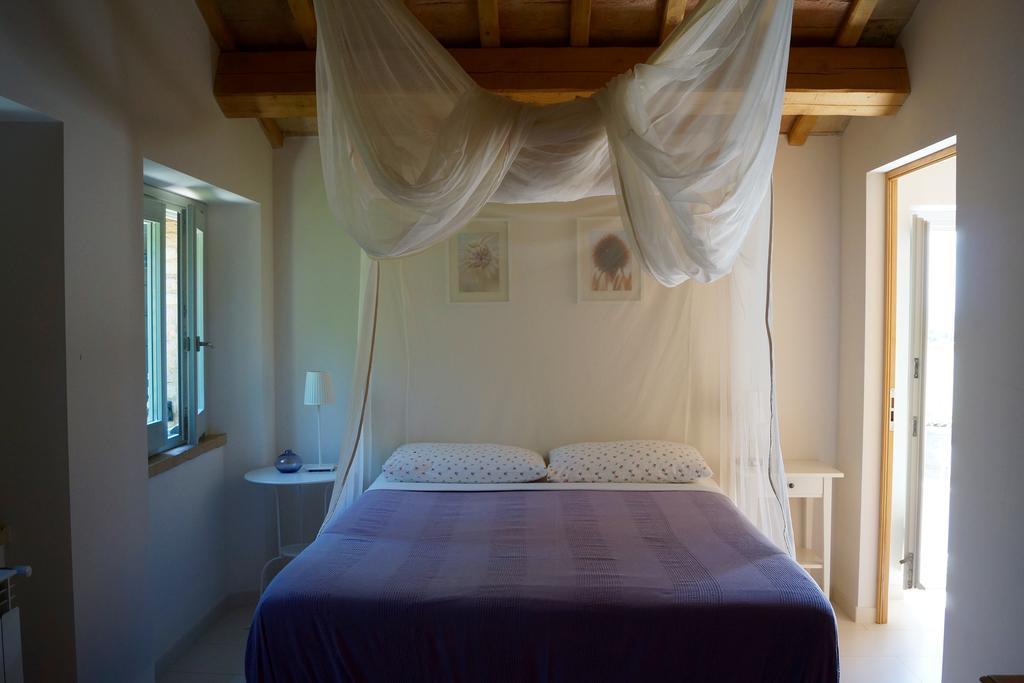 La Giravolta Country House Guest House Barchi Room photo